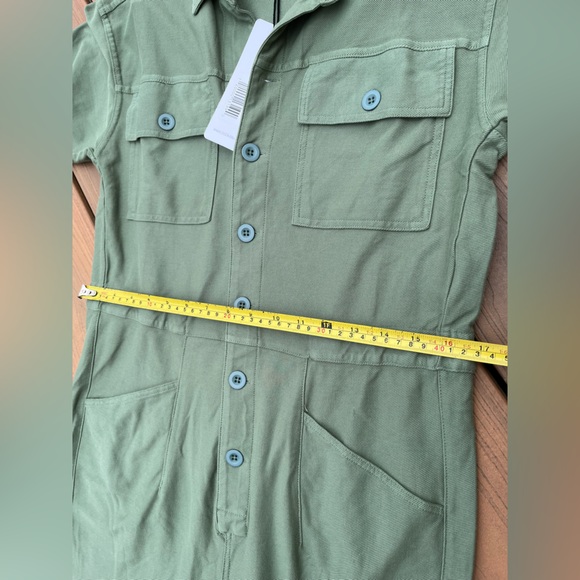 NWT Bobi Los Angeles short sleeve button front jogger jumpsuit, green, Small - Picture 9 of 11